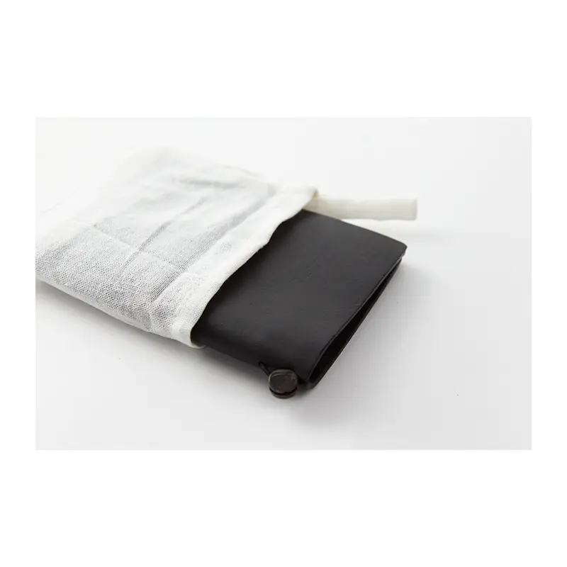 TRAVELER's Notebook - Passport Size - Black