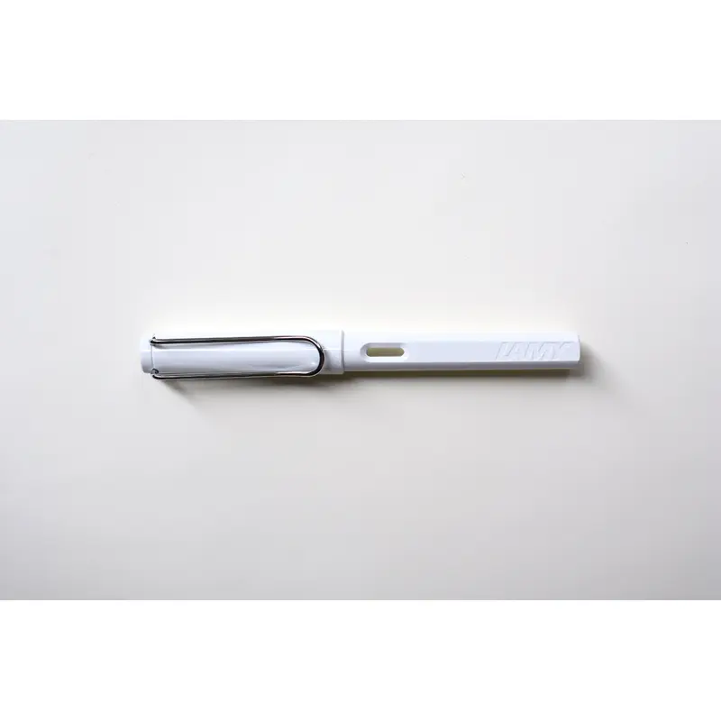 LAMY Safari Fountain Pen - White