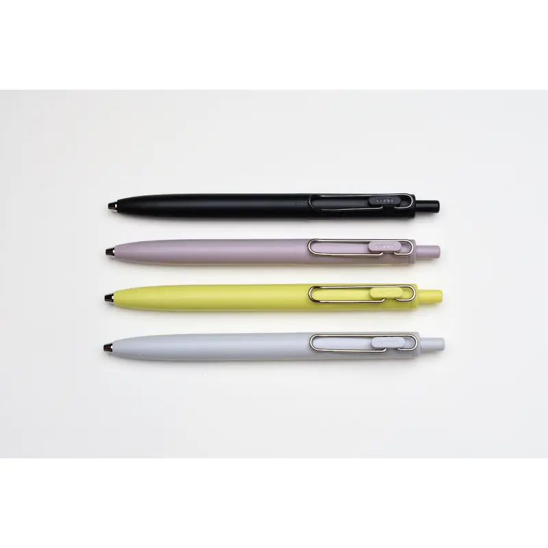 Uni-Ball One F - 0.38mm