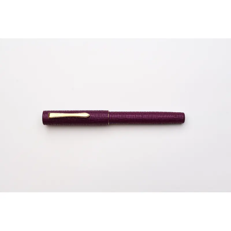 Pilot Ishime Urushi Fountain Pen - Burgundy
