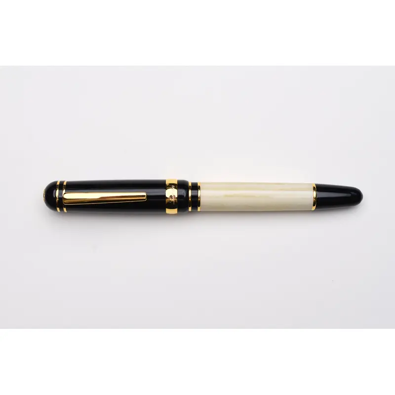 Laban 325 Fountain Pen - Cambridge