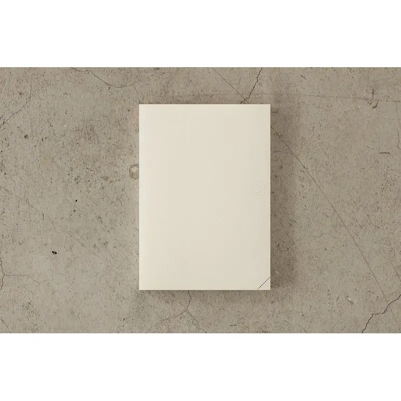 MD Notebook Journal Codex 1Day 1Page - A5 - Dot Grid