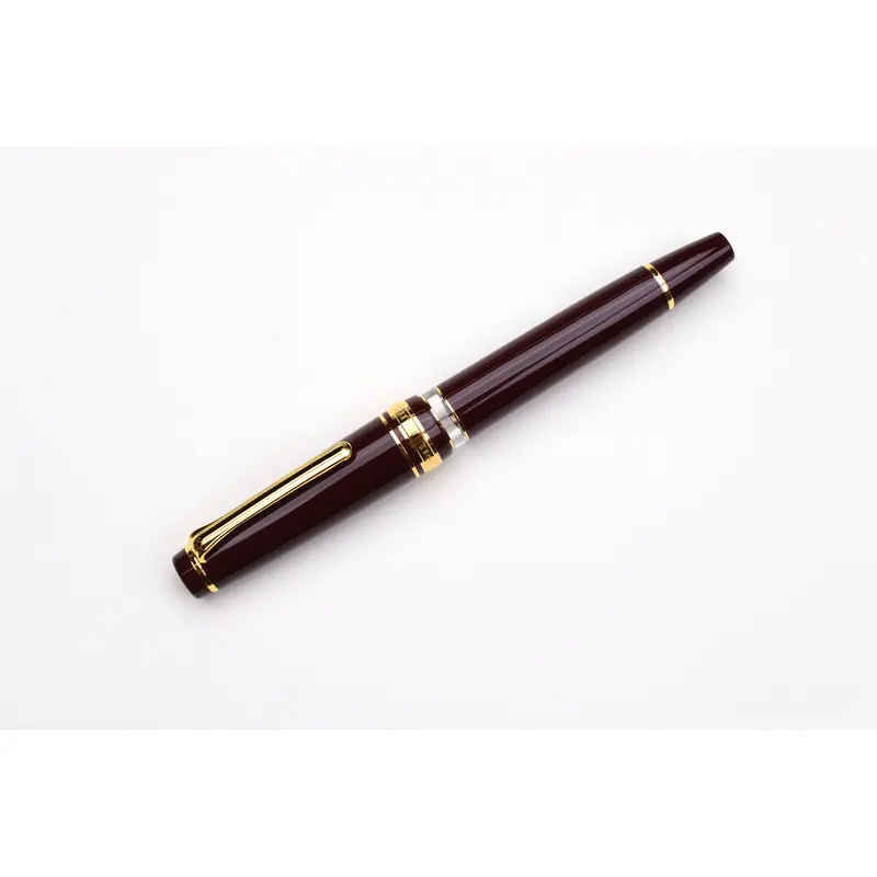 Sailor Pro Gear Realo Fountain Pen - Maroon/Gold Trim