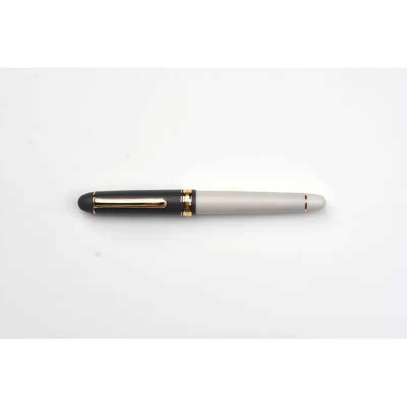 Nagasawa Original PenStyle - Silhouette - Gray/Ivory