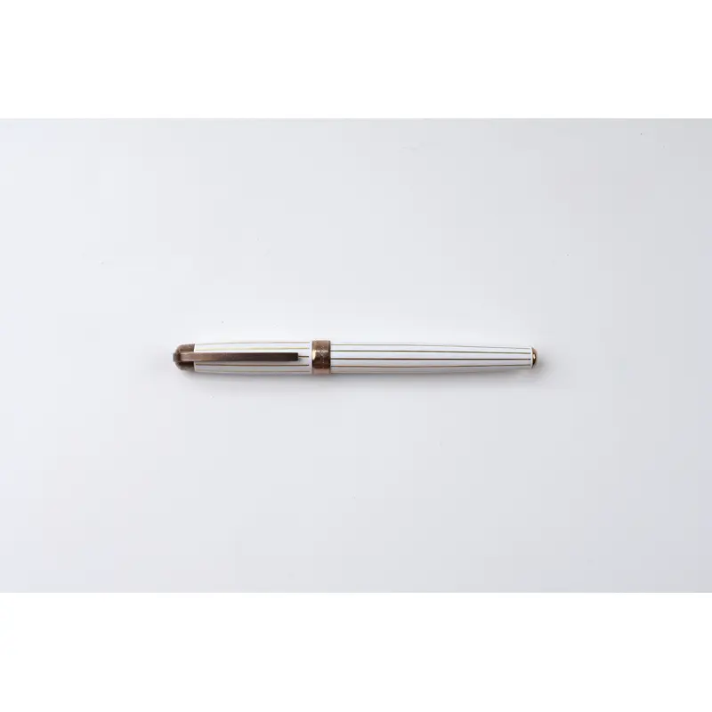 Laban Antique II Fountain Pen - White