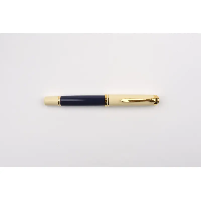 Pelikan M800 Fountain Pen - Souvern - Cream Blue - Special Edition