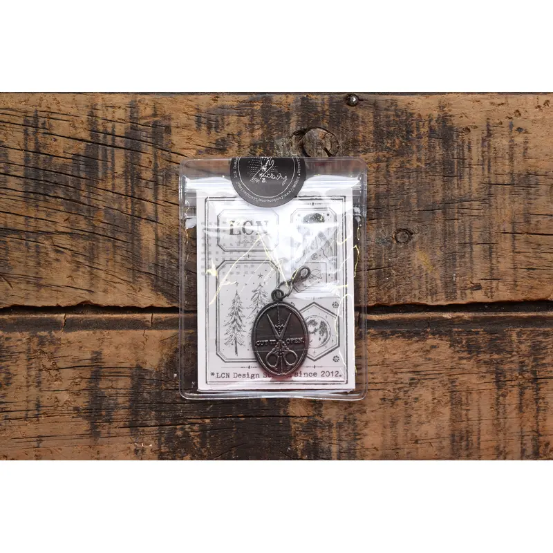 Brass Charm - Paperlover